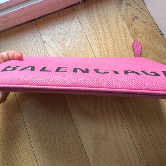 Balenciaga Pink Pouch - USED (worn twice). Very good condition! - Picture 5 of 12